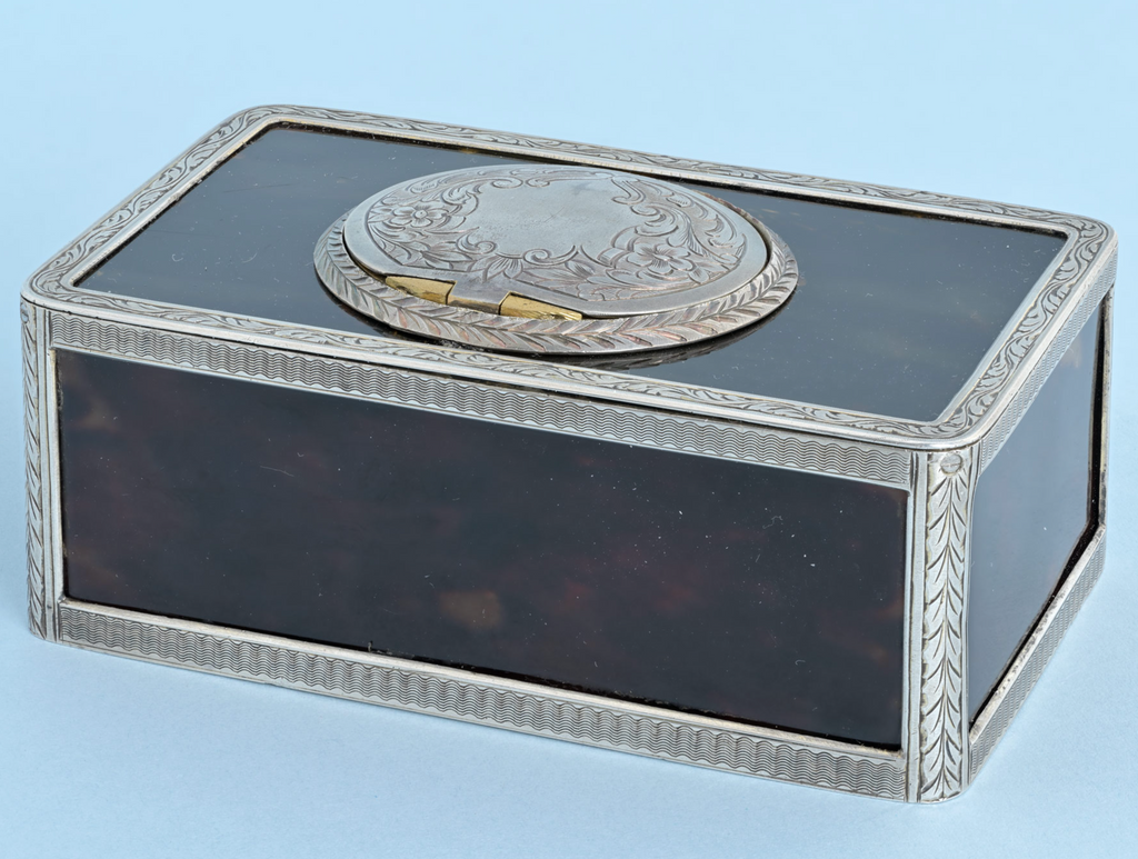 Silver Mounted Horn Singing Bird Box