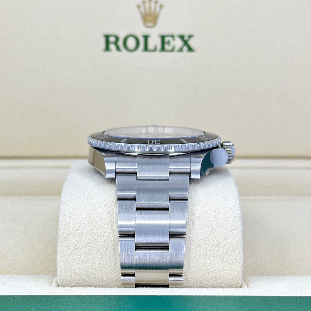 Rolex 124060 Submariner No Date